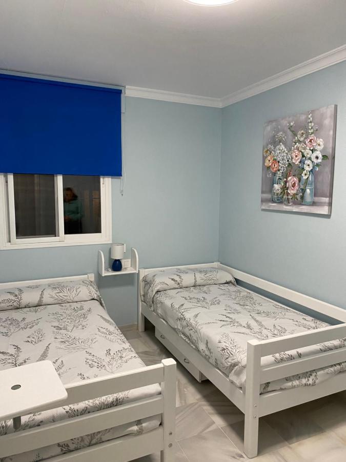 Apartamento céntrico “Los Pajaritos” con garaje. Jerez de la Frontera Esterno foto